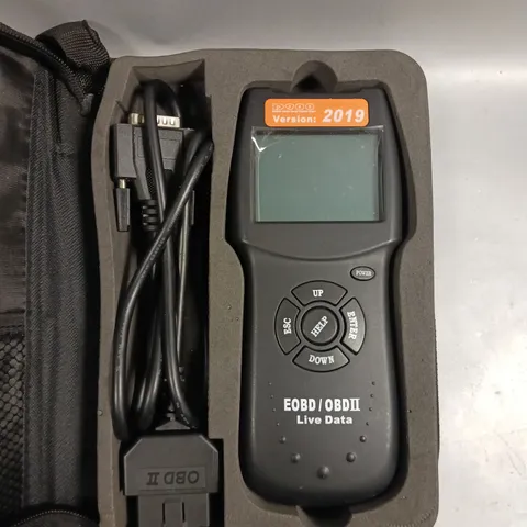 D900 EOBD/OBDII LIVE DATA ERROR CODE READER 