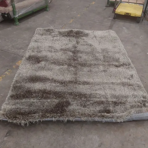 QUALITY DESIGNER AREA RUG - APPROXIMATELY 225 x 160cm