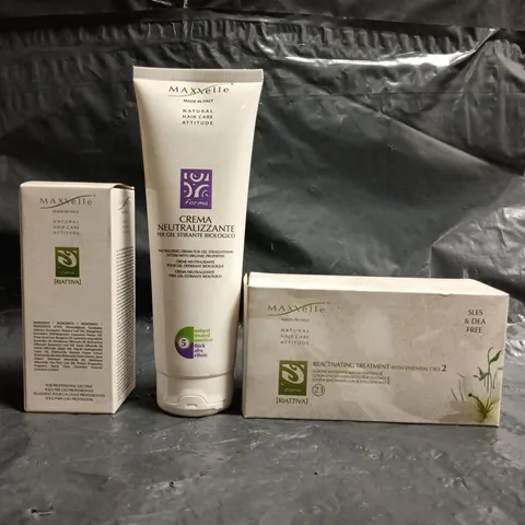 BOX OF APPROXIAMTELY 15 ASSORTED MAXXELLE COSMETIC ITEMS - COLLECTION ONLY