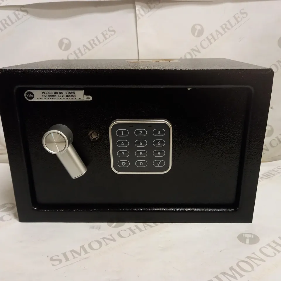 YALE SMALL ELECTRONIC SAFE 