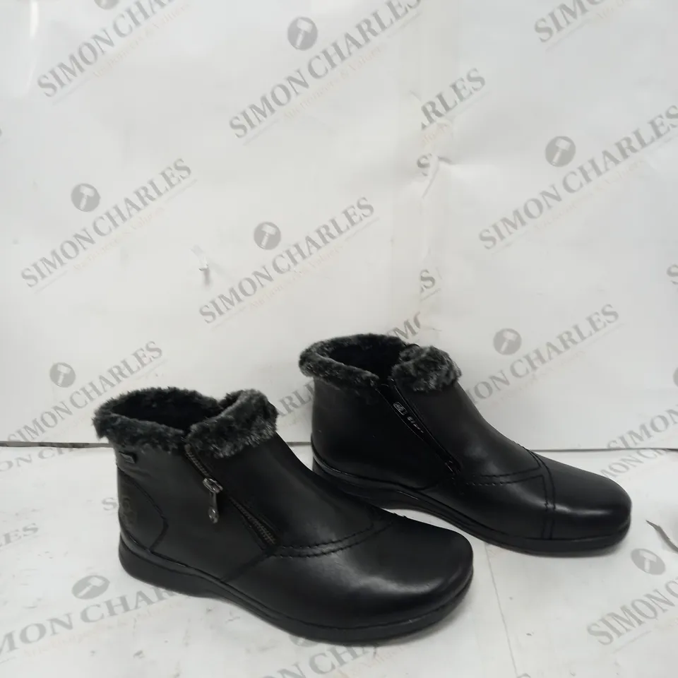 RIEKER FUR CUFF BOOT BLACK SIZE 6 1/2 - BOXED 