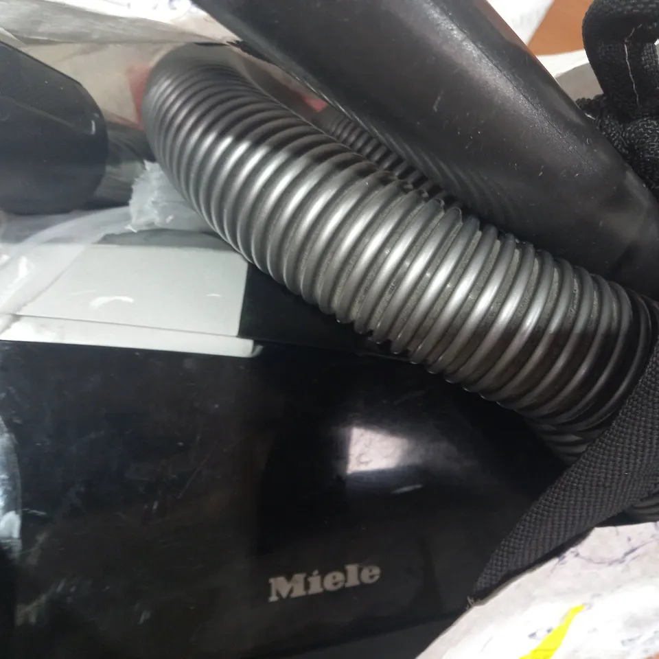 MIELE COMPACT C2 POWERLINE VACUUM