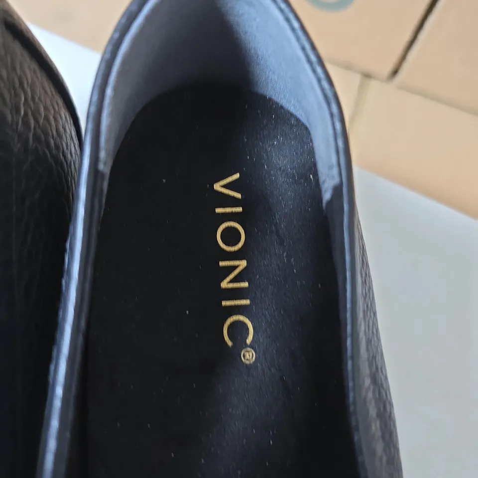 VIONIC BLACK LEATHER SLIP-ON LOAFERS UK 6