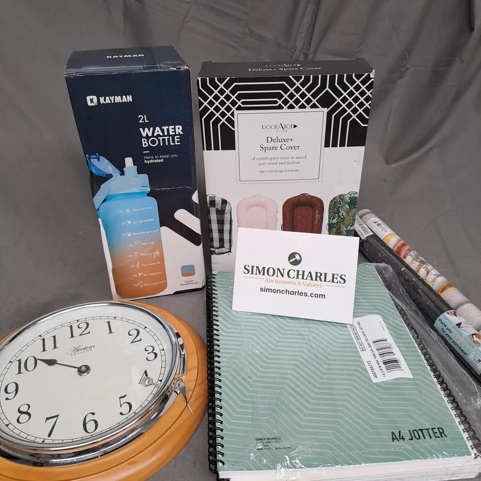 APPROXIMATELY 20 ASSORTED HOUSEHOLD PRODUCTS TO INCLUDE WALL CLOCK, KAYMAN WATER BOTTLE, A4 JOTTER ETC