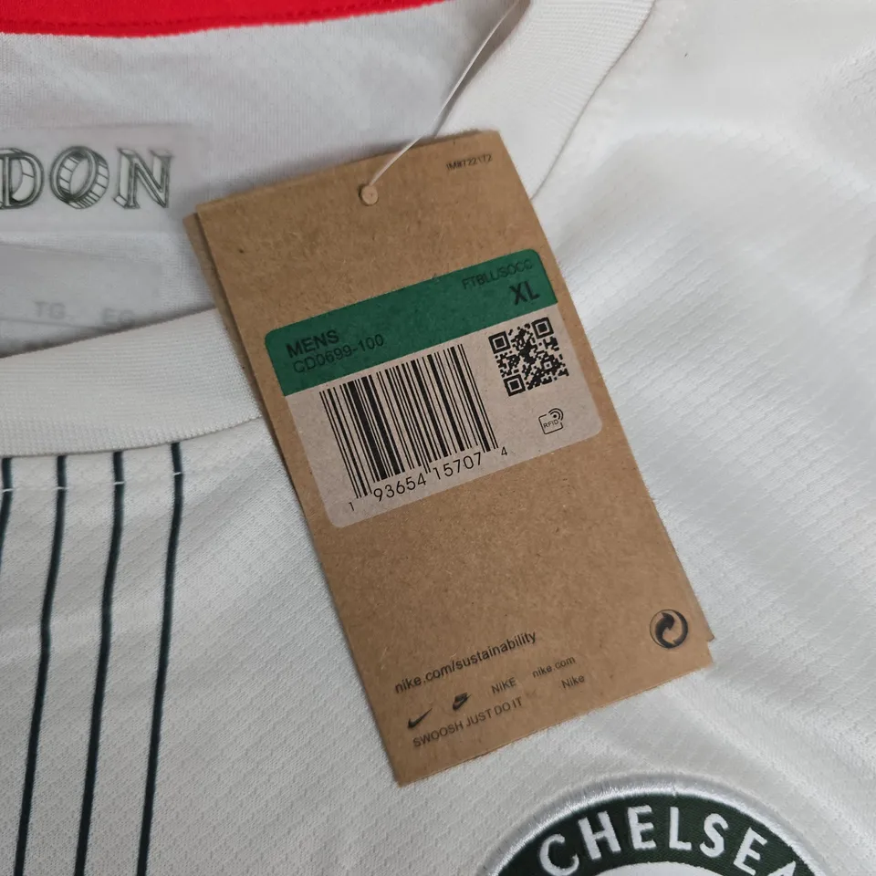 CHELSEA FC NIKE FOOTBALL SHIRT – WHITE, MENS XL