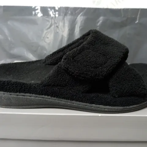VIONIC INDULGE RELAX SLIPPERS IN BLACK - UK 6