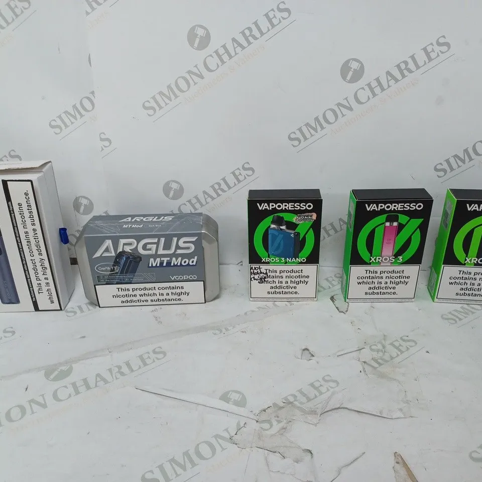 LOT OF APPROXIMATELY 10 BOXED E-CIGARETTES TO INCLUDE ASPIRE FLEXUS STIK, VAPORESSO GTX ONE, AND VOOPOO VINCI 3 ETC. 