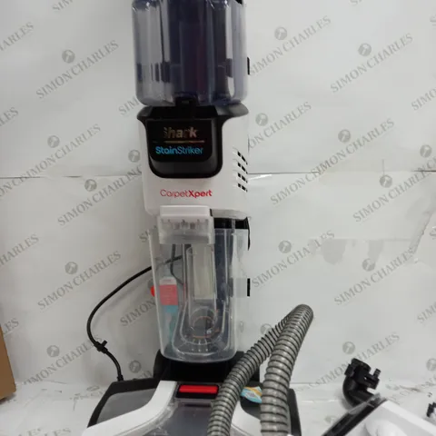 SHARK CARPET XPERT DEEP CARPET CLEANER & BUILT IN STAIN STRIKER EX200UK - COLLECTION ONLY