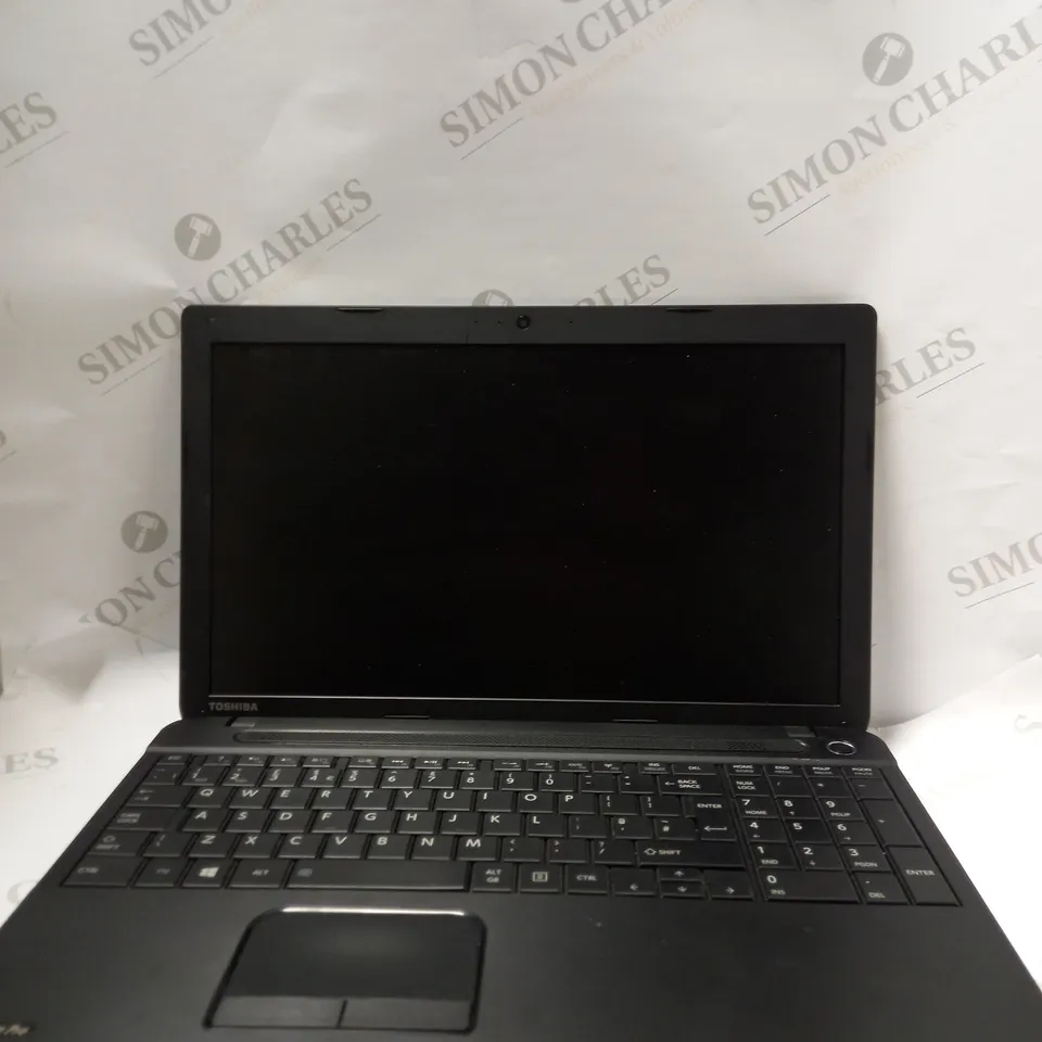 TOSHIBA SATELLITE PRO C50-A-1E2 LAPTOP 