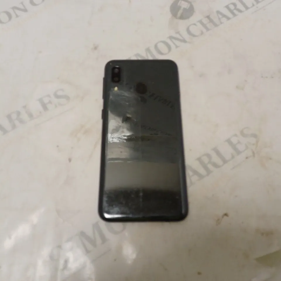 SAMSUNG A20E BOXED PHONE WITH ACCESSORIES 