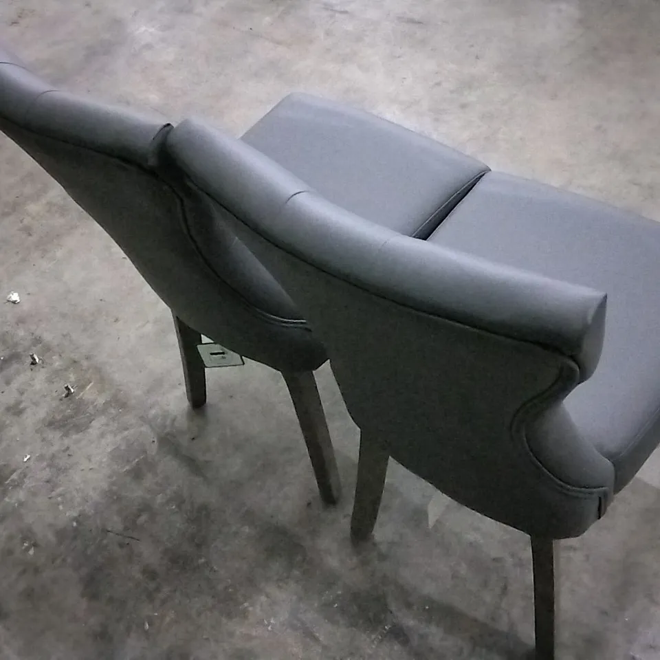 SET OF 2 GREY LEATHER BUTTONBACK DINING CHAIRS WITH WOODEN LEGS 