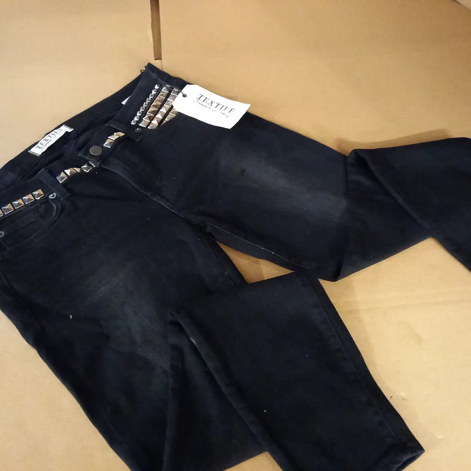 BRAND NEW TEXTILE ELIZABETH AND JAMES STUDDED OZZY JEANS IN BLACK - 31