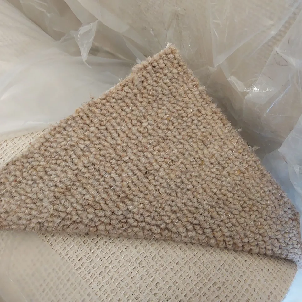 ROLL OF QUALITY TUDOR TWIST CLASSIC PEWTER CARPET // SIZE: APPROXIMATELY 4 X 3.55m