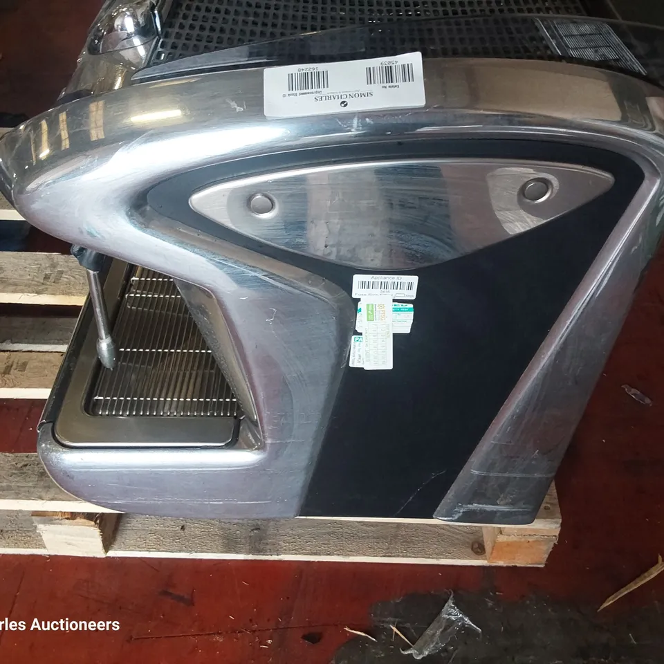 TRADITIONAL FAEMA EMBLEMA COFFEE MACHINE