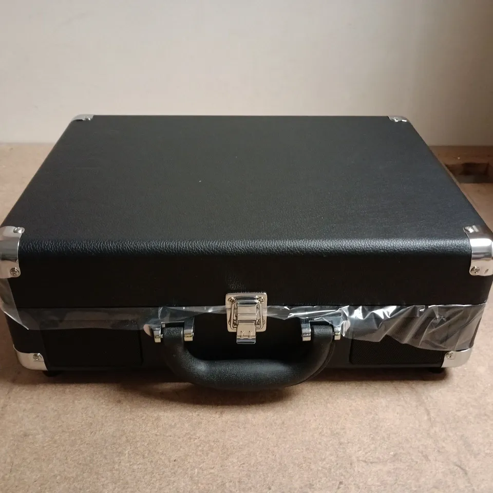 VICTROLA PORTABLE RECORD PLAYER