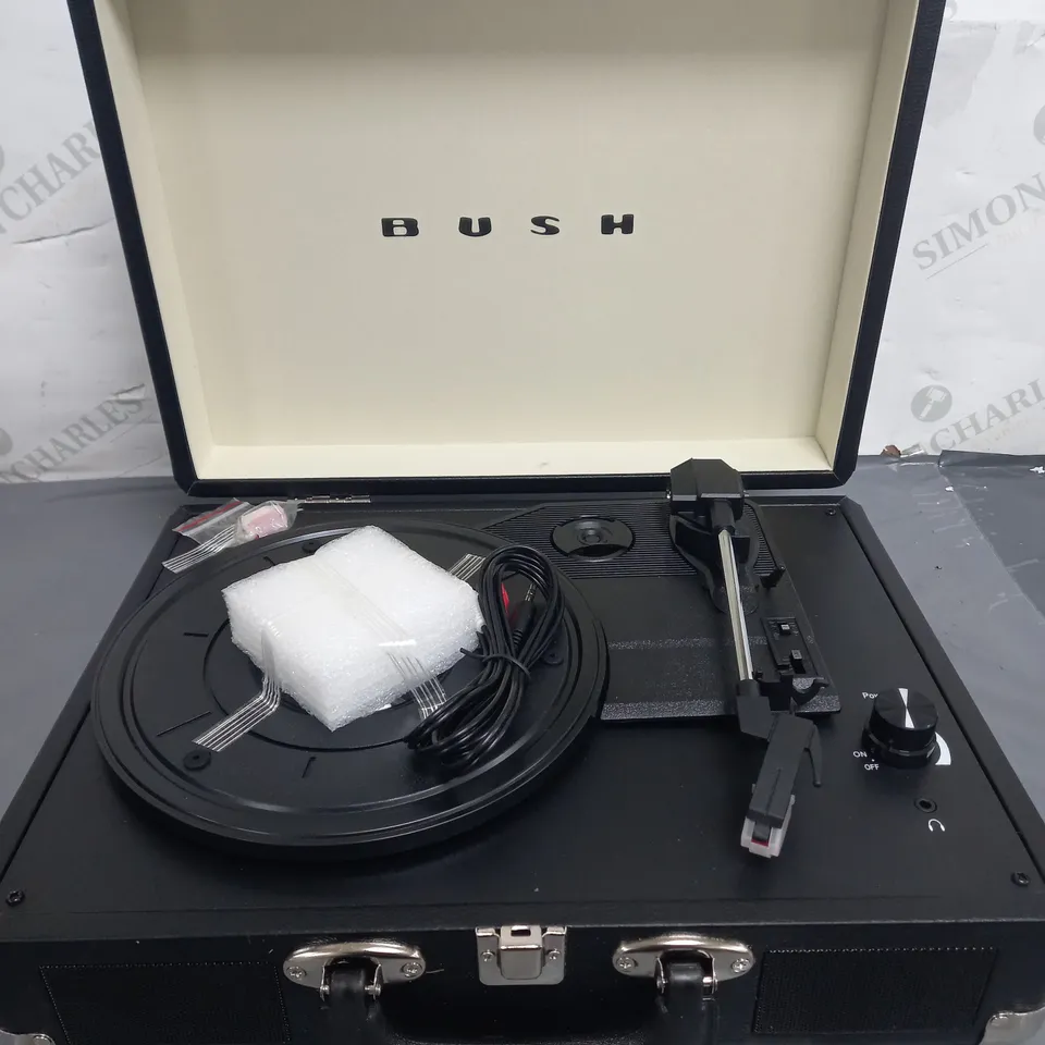 BUSH CLASSIC RETRO PORTABLE CASE RECORD PLAYER