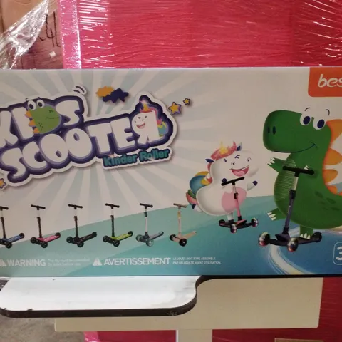 PALLET CONTAINING APPROXIMATELY 28 BESREY KIDS SCOOTERS & 3 PINK PET BACKPACK SETS