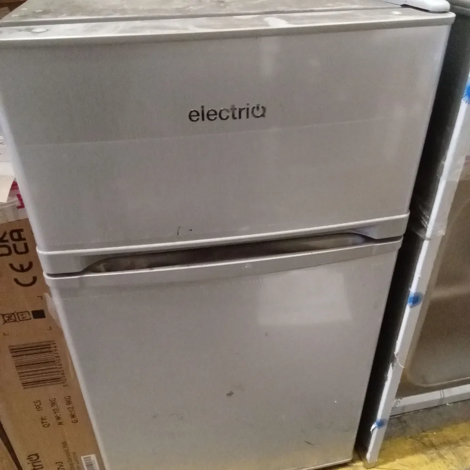 ELECTRIQ FRIDGE FREEZER