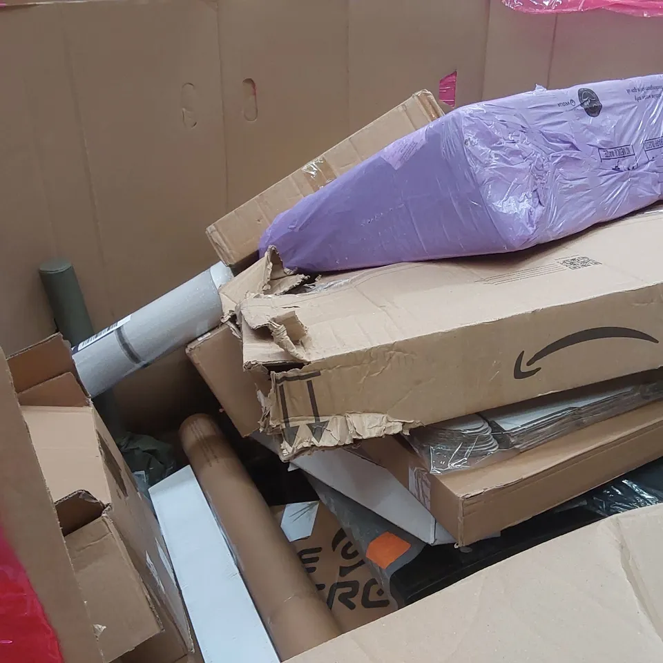 PALLET OF ASSORTED ITEMS INCLUDING: TODDLER SLIDE, KIDS SCOOTERS, PUNCHING BALL SET, TOILET SAFETY FRAME ECT