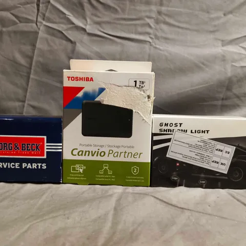 BOX OF APPROXIMATELY 15 ASSORTED ITEMS TO INCLUDE GHOST SHADOW LIGHT, TOSHIBA PORTABLE STORAGE, ETC