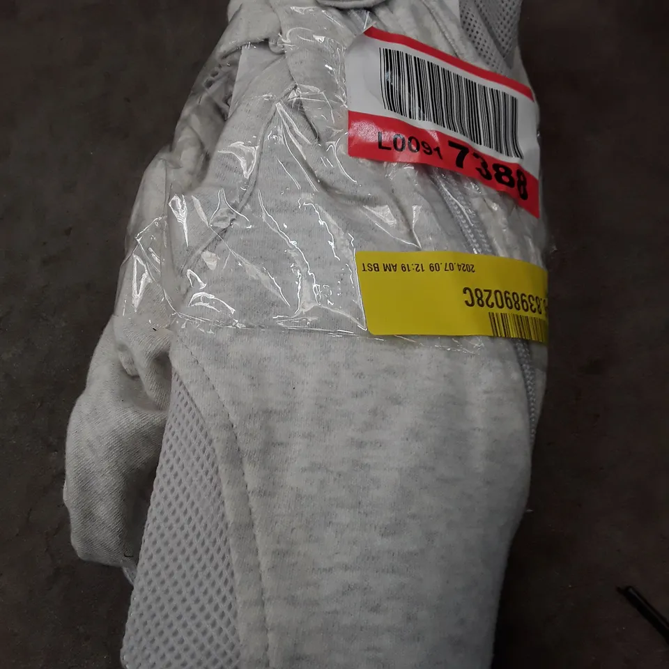 GREY FABRIC SLEEPING BAG 