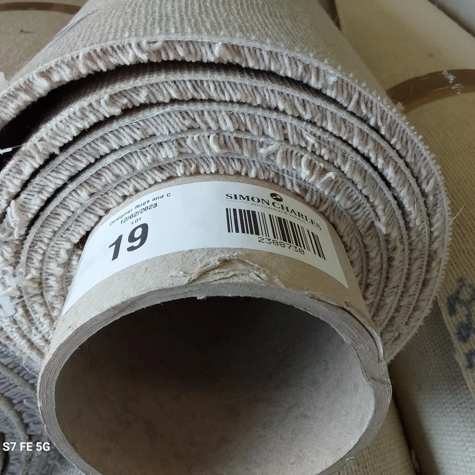 ROLL OF QUALITY DIMENSIONS 50 24 CARPET APPROXIMATELY 5M × 2.68M
