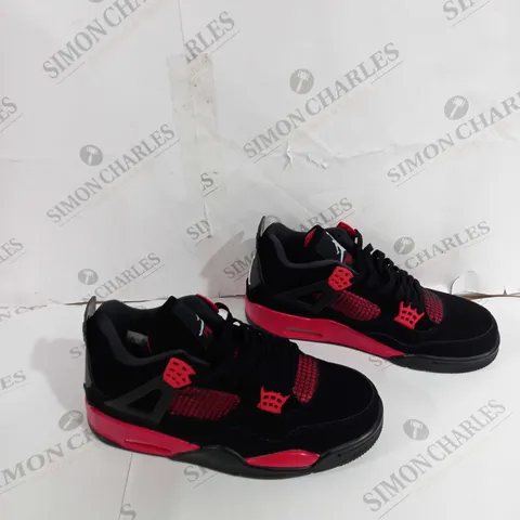 UNBOXED PAIR OF NIKE AIR JORDANS 4 BLACK/RED UK 9 