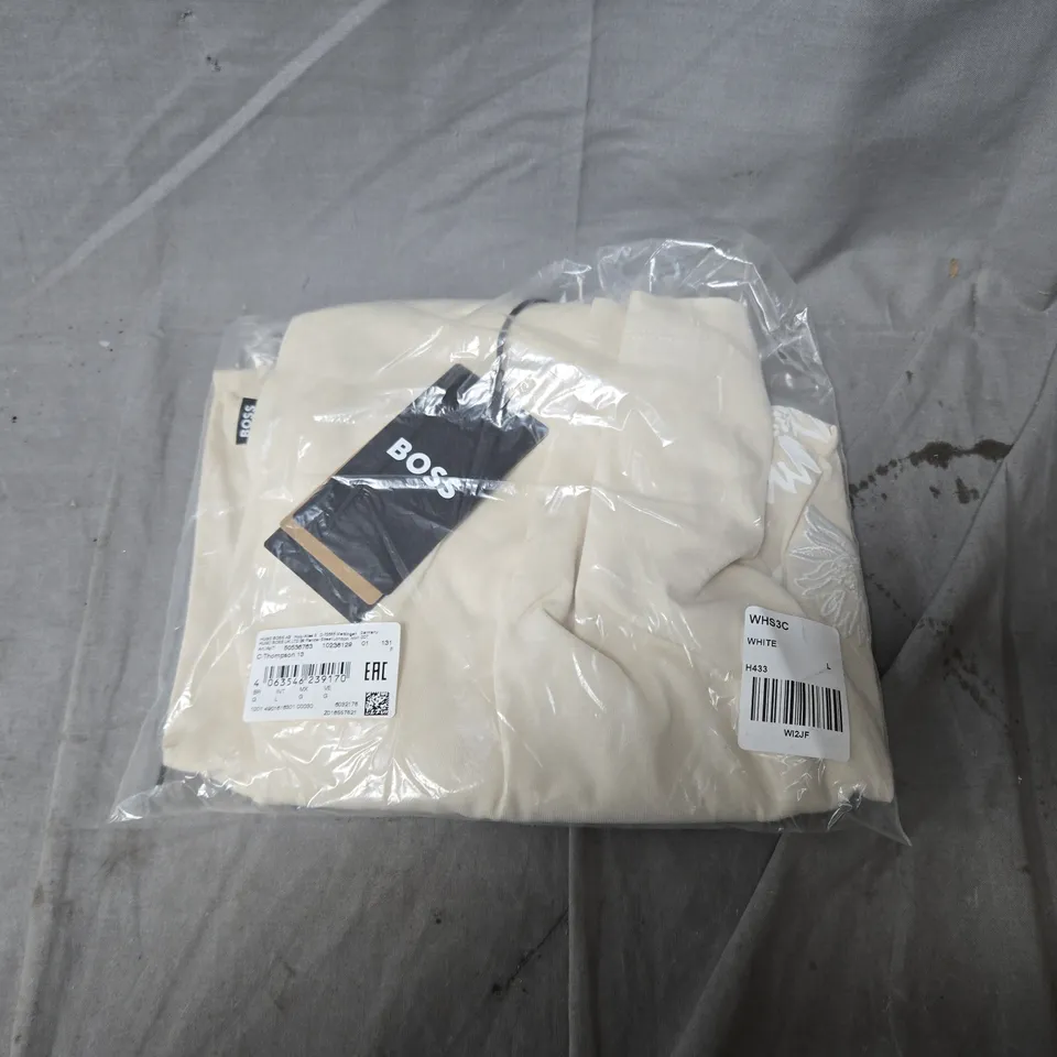 BAGGED HUGO BOSS CASUAL TEE - SIZE L