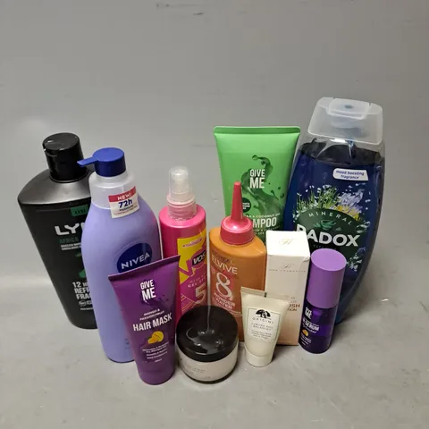 APPROXIMATELY 20 ASSORTED COSMETIC PRODUCTS TO INCLUDE - OLAY FIRMING NIGHT CREAM - VO5 MEGA HOLD GEL SPRAY - NIVEA BODY LOTION - ETC