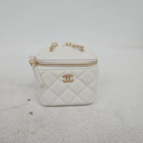 CHANEL WHITE QUILTED LEATHER MINI BAG WITH GOLD CHAIN