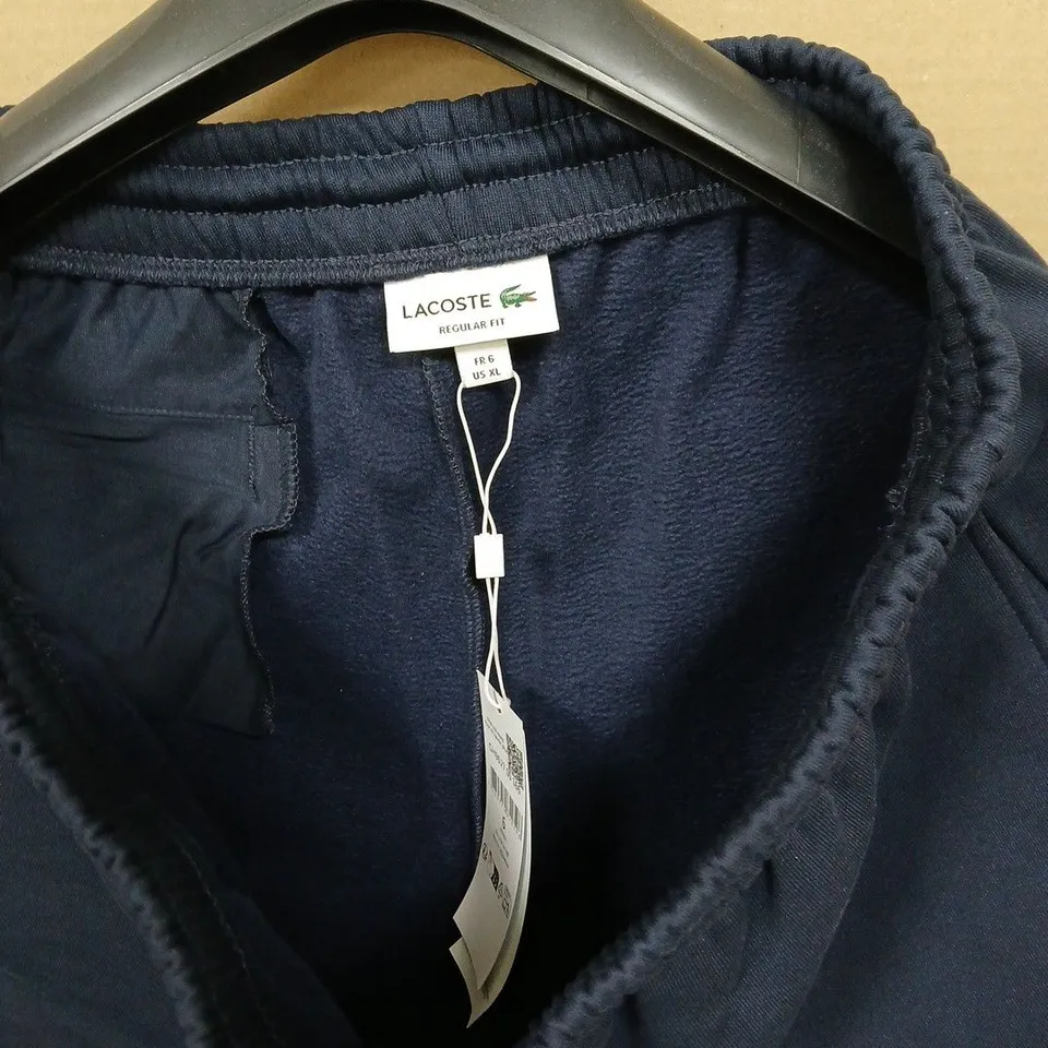 LACOSTE REGULAR FIT NAVY SHORTS