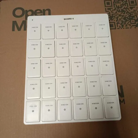 KINEXON KNX-C2.2-1.1-4F TRACKER TILES