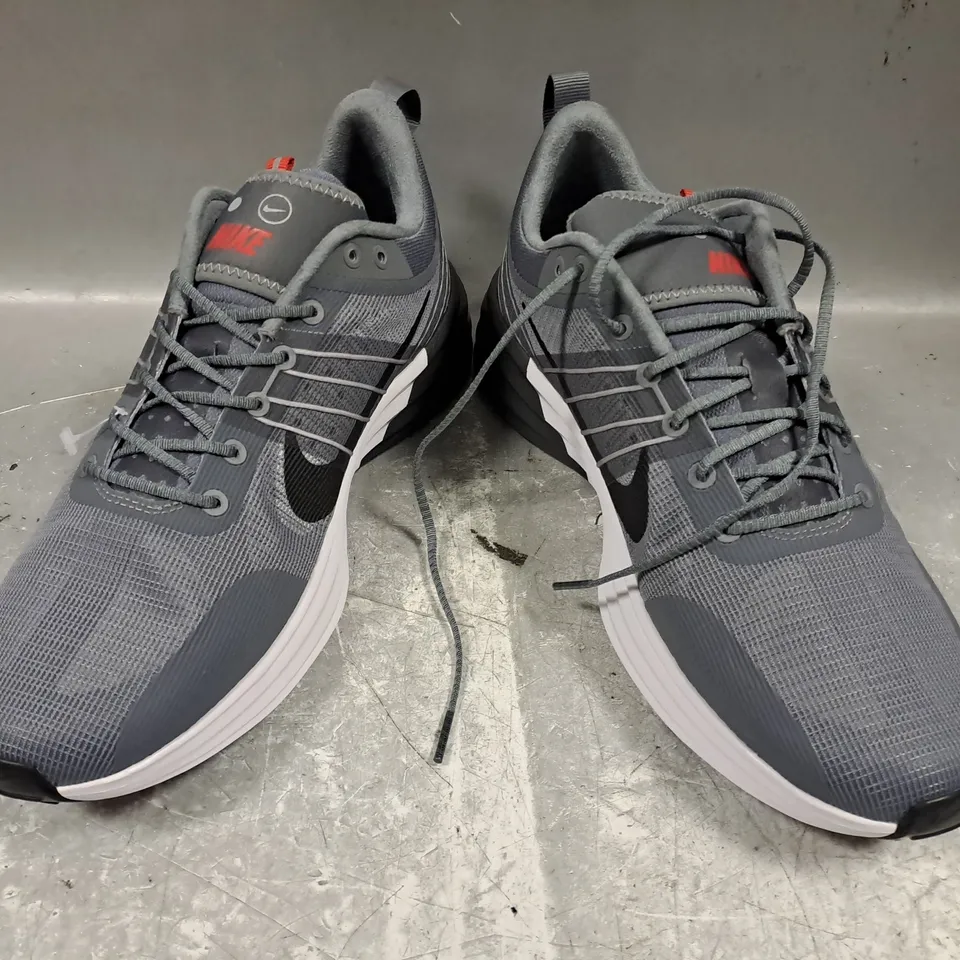 BOXED PAIR OF NIKE LUNAR ROAM SHOES IN GREY UK SIZE 9