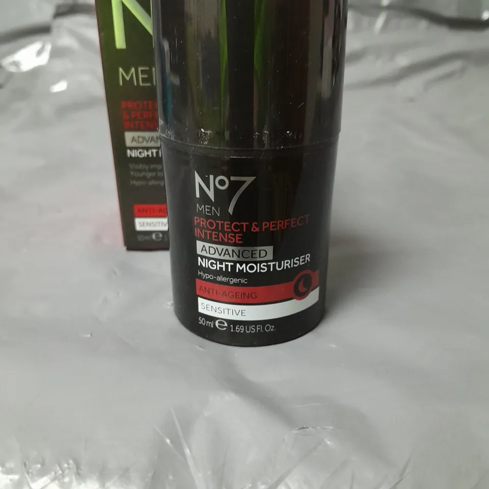 NO7 MEN ADVANCED NIGHT MOISTURISER SENSITIVE 50ML