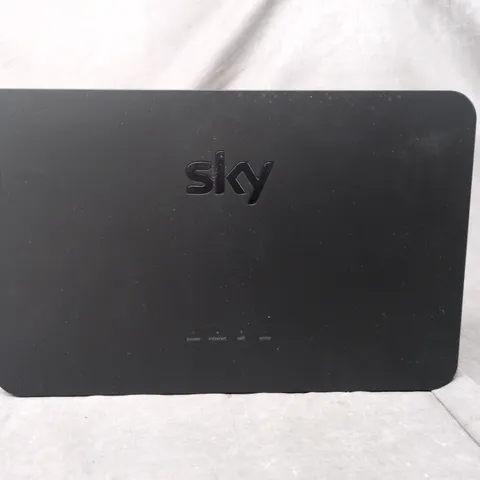 SKY BROADBAND HUB - MODEL SR203