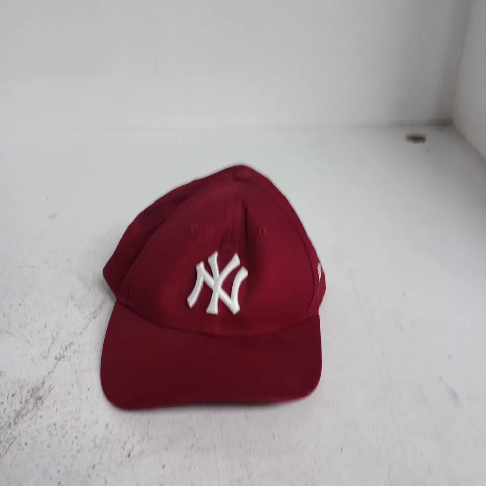 NEW ERA 9FORTY BASEBALL CAP – NY YANKEES – ONE SIZE FITS MOST
