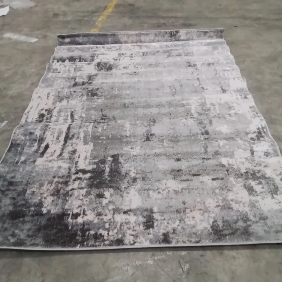 QUALITY DESIGNER AREA RUG - APPROXIMATELY 240X160CM