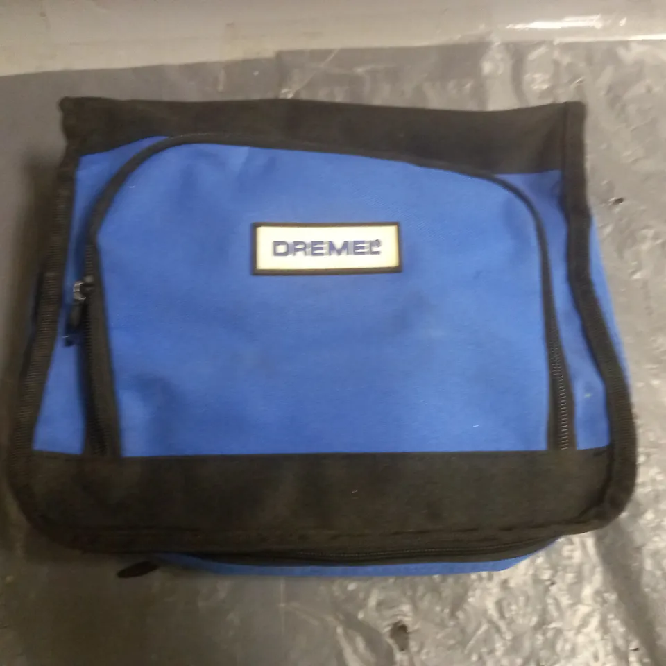 DREMMEL MODEL 400 MULTI TOOL IN CARRY CASE