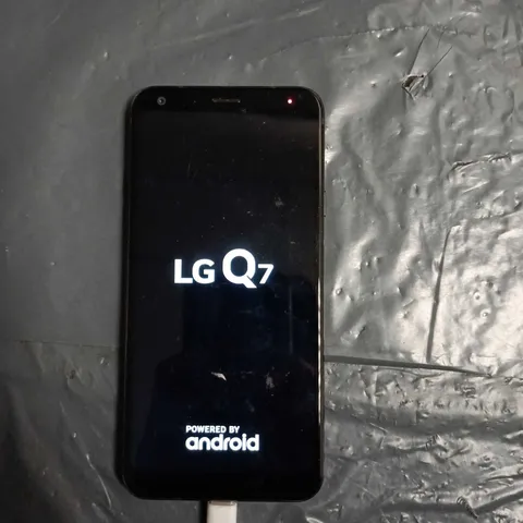 LG Q7 SMARTPHONE