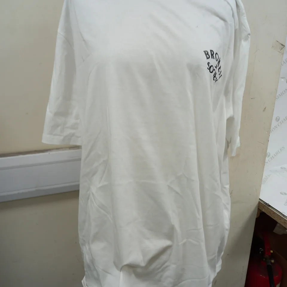 BROKEN SOCIETY ONLY TIME WILL TELL TEE IN WHITE - 3XL
