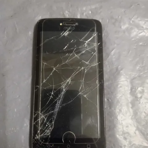 MOTOROLA MOTO MOBILE PHONE RED MODEL UNSPECIFIED