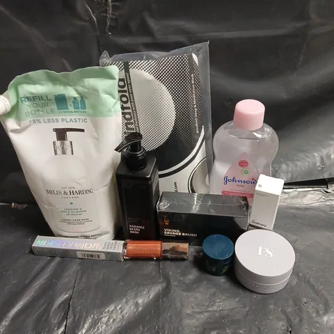 APPROXIMATEY 20 ASSORTED HEALTH AND BEAUTY PRODUCTS TO INCLUDE - JOHNSONS BABY OIL - FENTY SKIN DETOX FACE MASK - WONDERSKIN LIP STAIN IN WHIMSICAL - ETC