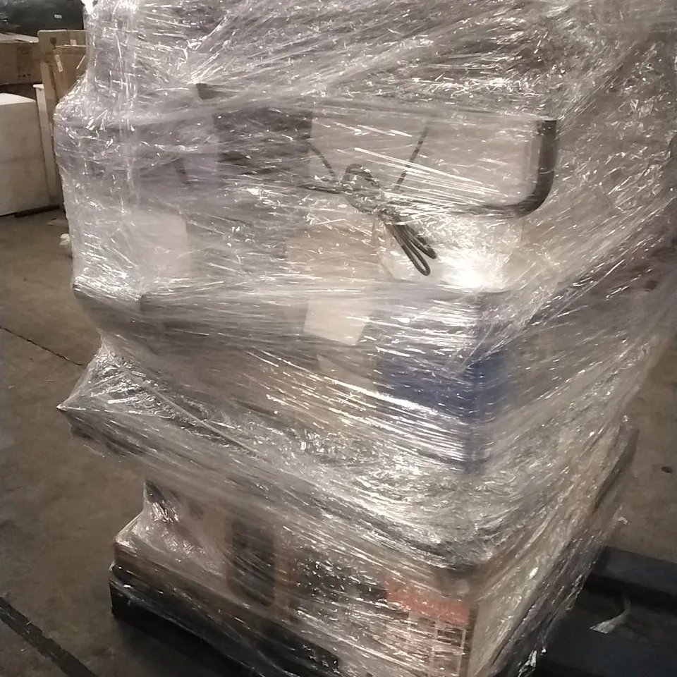 PALLET CONTAINING A LARGE QUANTITY OF ASSORTED HOUSEHOLD GOODS WHICH INCLUDE; COOLERS, AIRFRYERS, SUITCASES, FANS, PARASOL BASES ETC