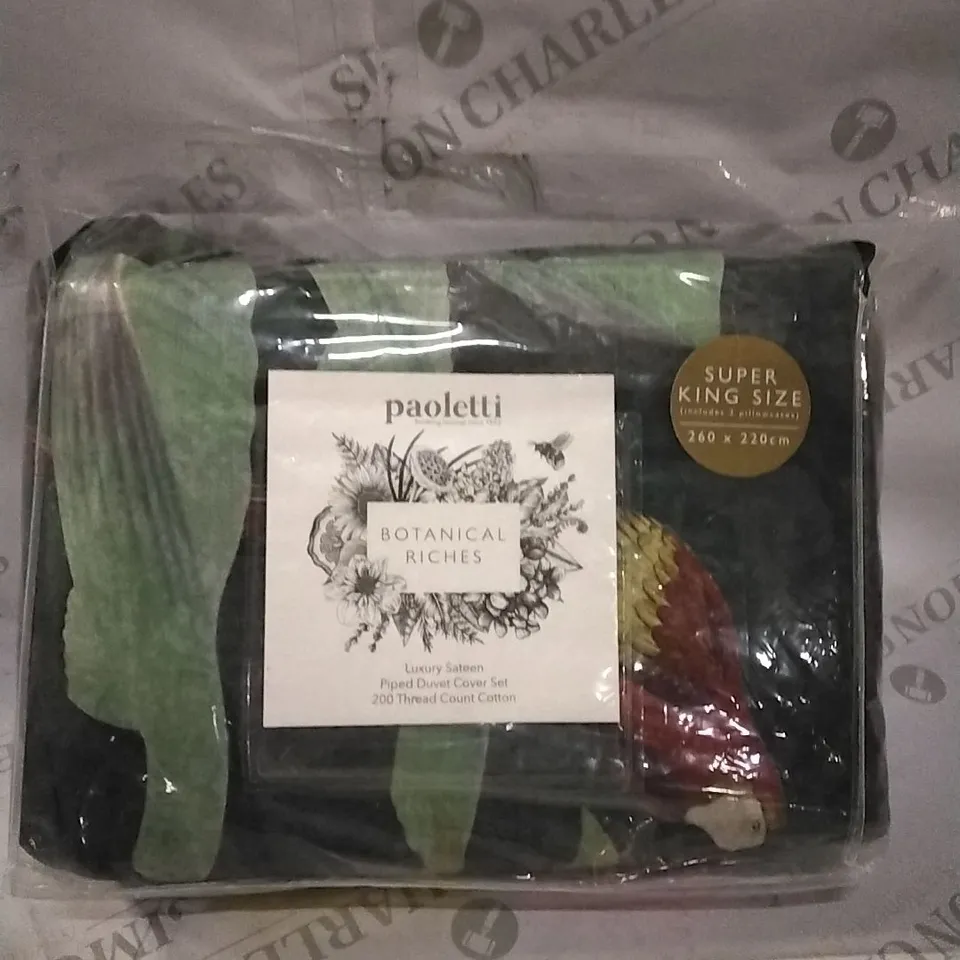 BAGGED PAOLETTI LUXURY SATIN PIPED DUVET COVER- SUPER KING SIZE 260X220CM SIONA