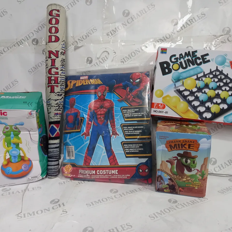 BOX OF APPROX 20 ASSORTED TOYS TO INCLUDE - GOOD NIGHT BAT HARLEY QUIN - MARVEL SPIDER MAN - GAME BOUNCE ECT