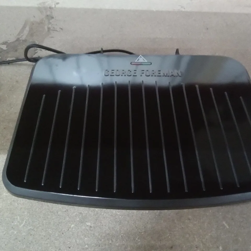 BOXED GEORGE FOREMAN FIT GRILL LARGE