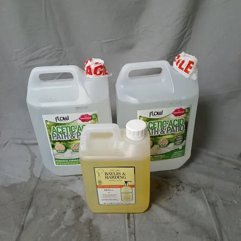 APPROXIMATELY 3 ASSORTED HOUSEHOLD LIQUID PRODUCTS TO INCLUDE ACETIC ACID PATH AND PATIO CLEANER, BAYLIS AND HARDING HAND WASH 2L REFILL