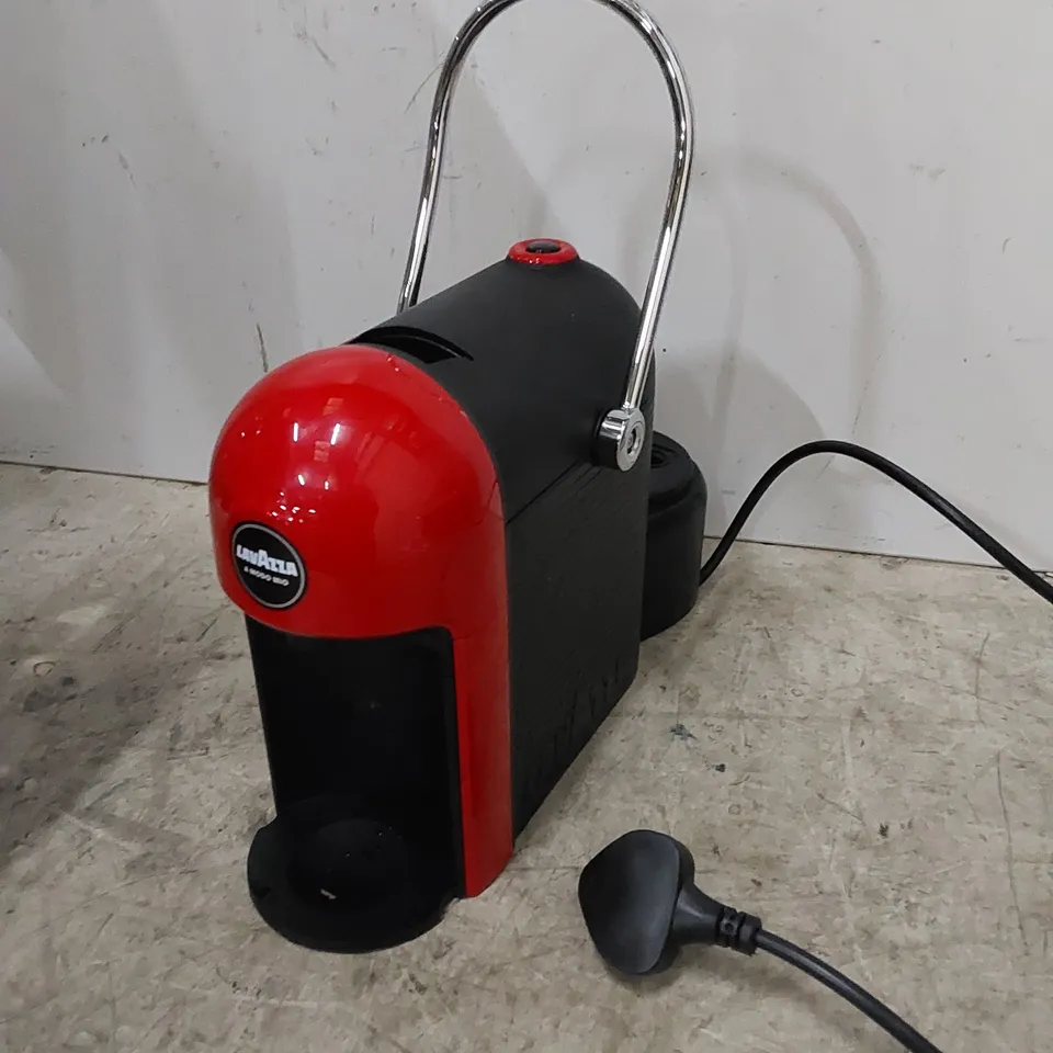 BOXED LAVAZZA JOLIE COFFEE CAPSULE MACHINE 