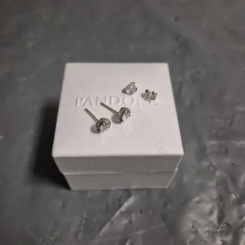 PANDORA CLEAR SPARKLING CROWN STUD EARRINGS