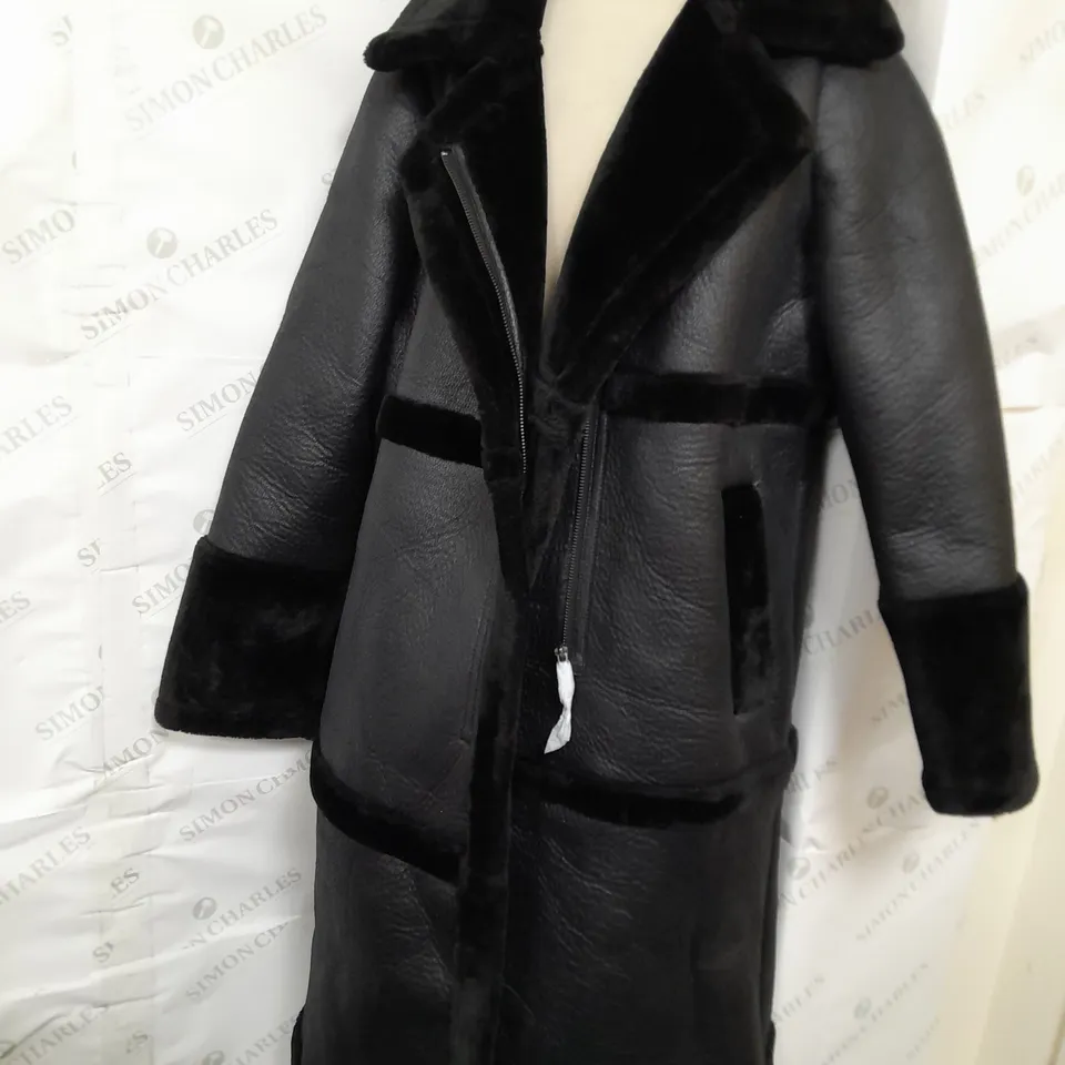 VILA VIMELDA FAUX SERLING COAT IN BLACK SIZE 8